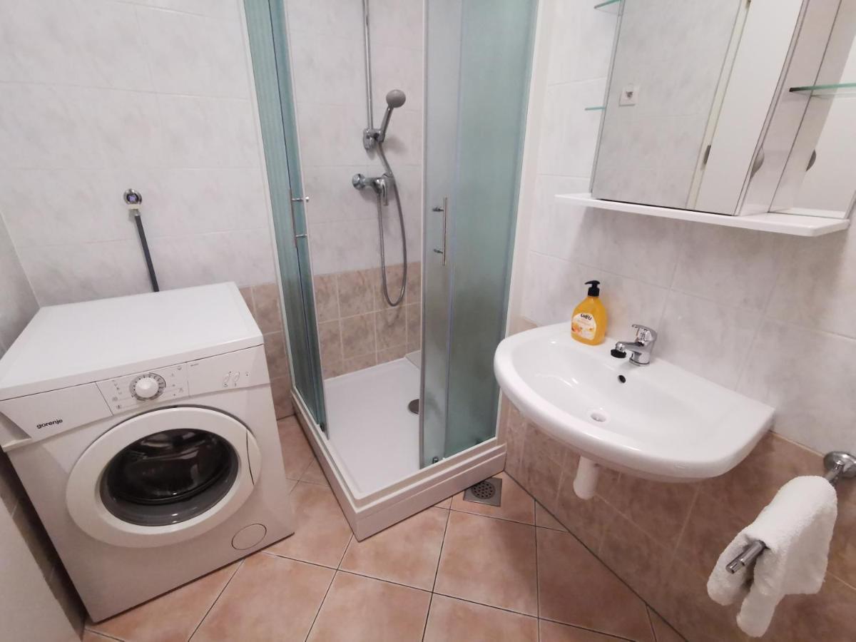 Trnovo Apartment With Free Parking Ljubljana Luaran gambar